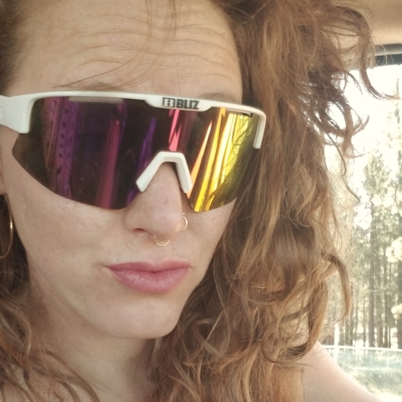 Meet your Posher, Posh - Picture 1 of 1